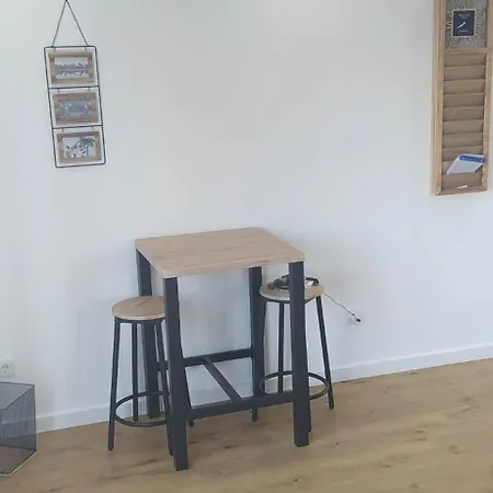 Suitel Πανσιόν *