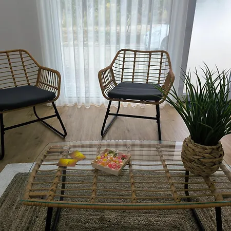 Suitel Πανσιόν *