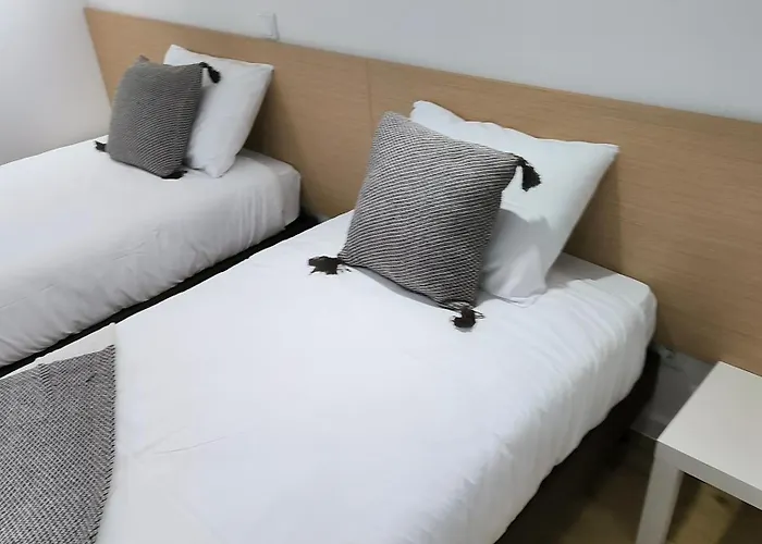 Suitel בית הארחה *