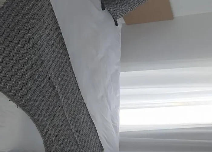 בית הארחה Suitel *